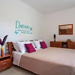 Iasama فيلة