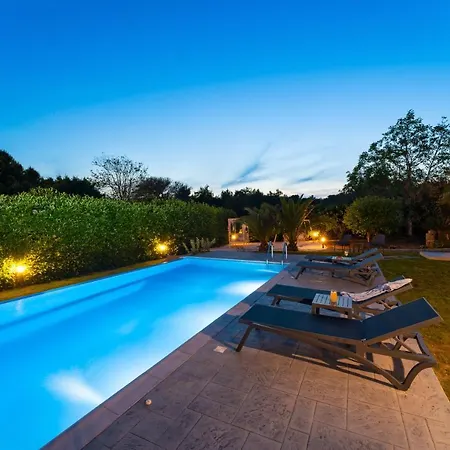 Iasama Villa Asgourou